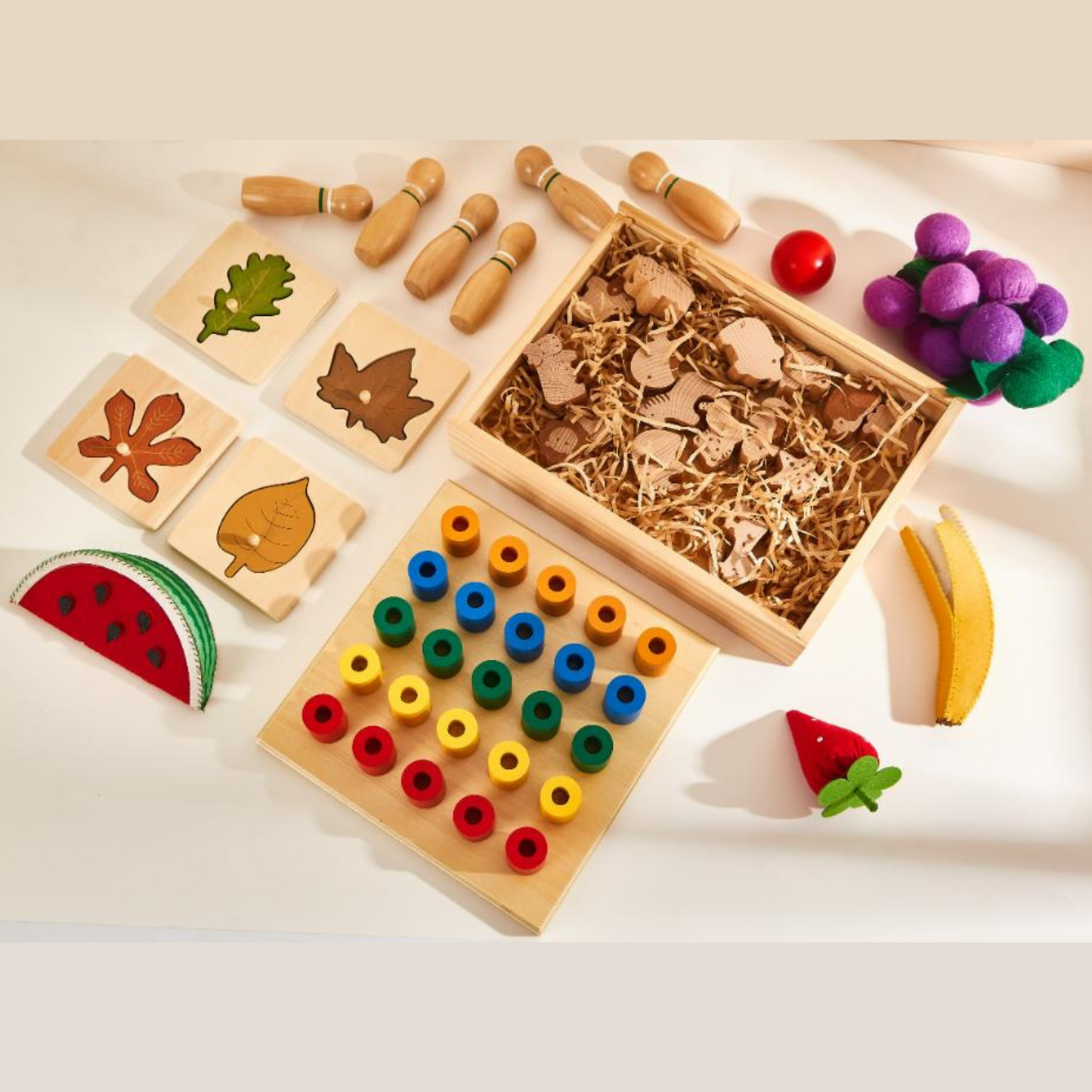 AWARIKIDS Spielzeug Set Geniales Talent alles ausgebreitet