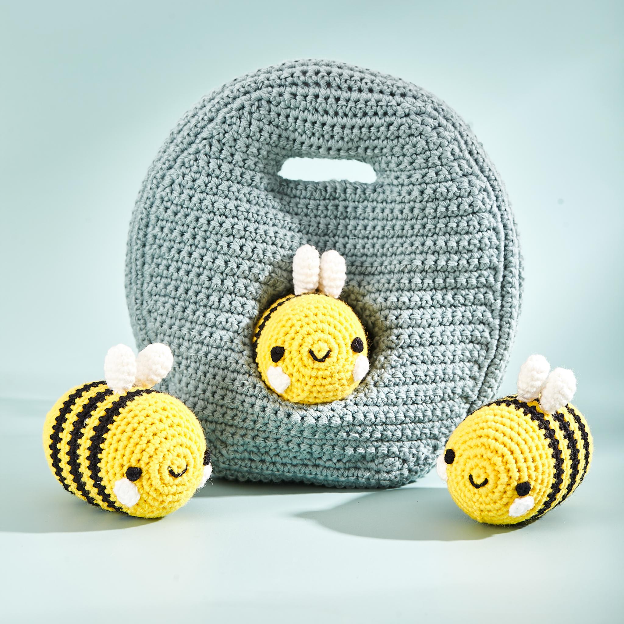 Crochet bees and beehive from organic cotton