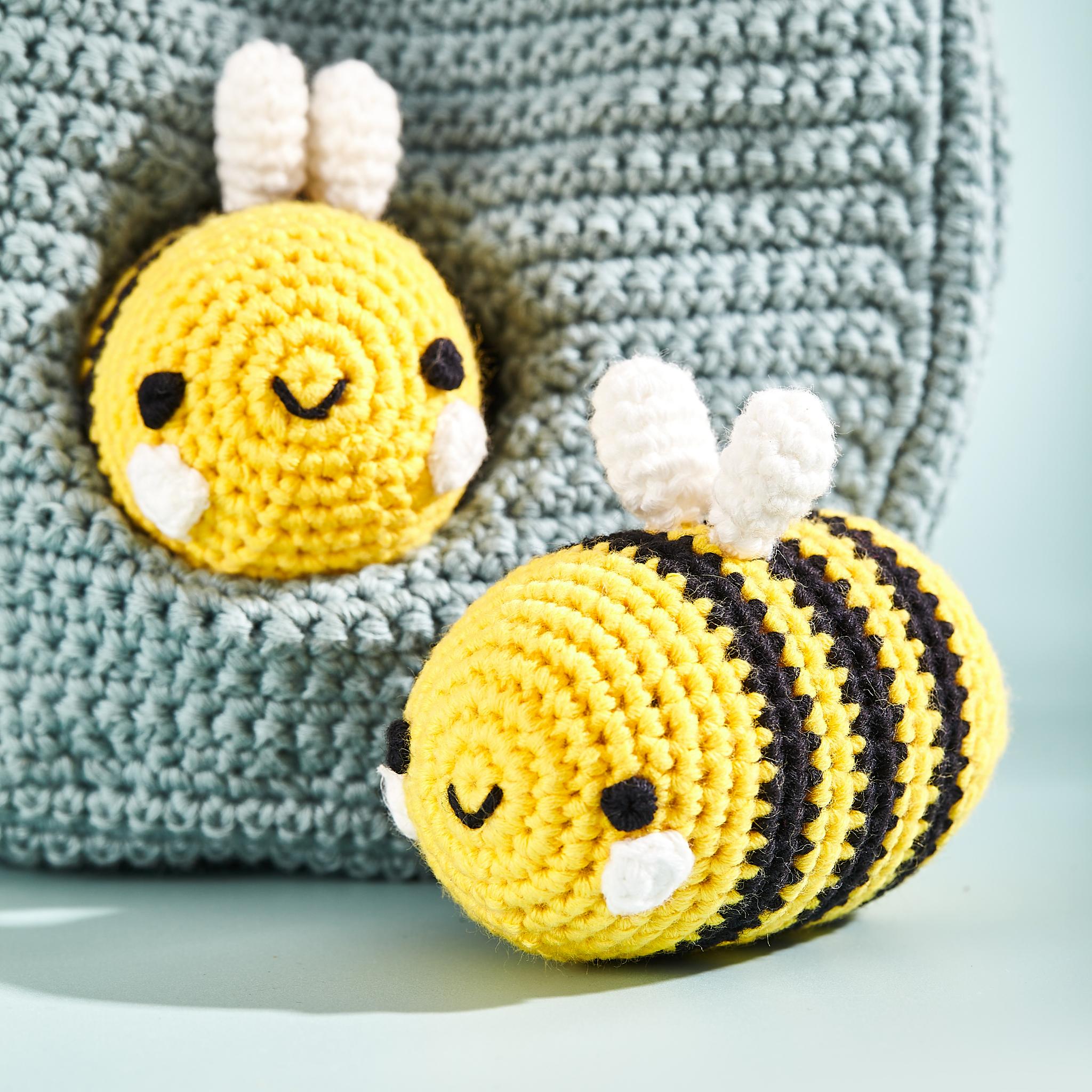 Crochet bees and beehive from organic cotton