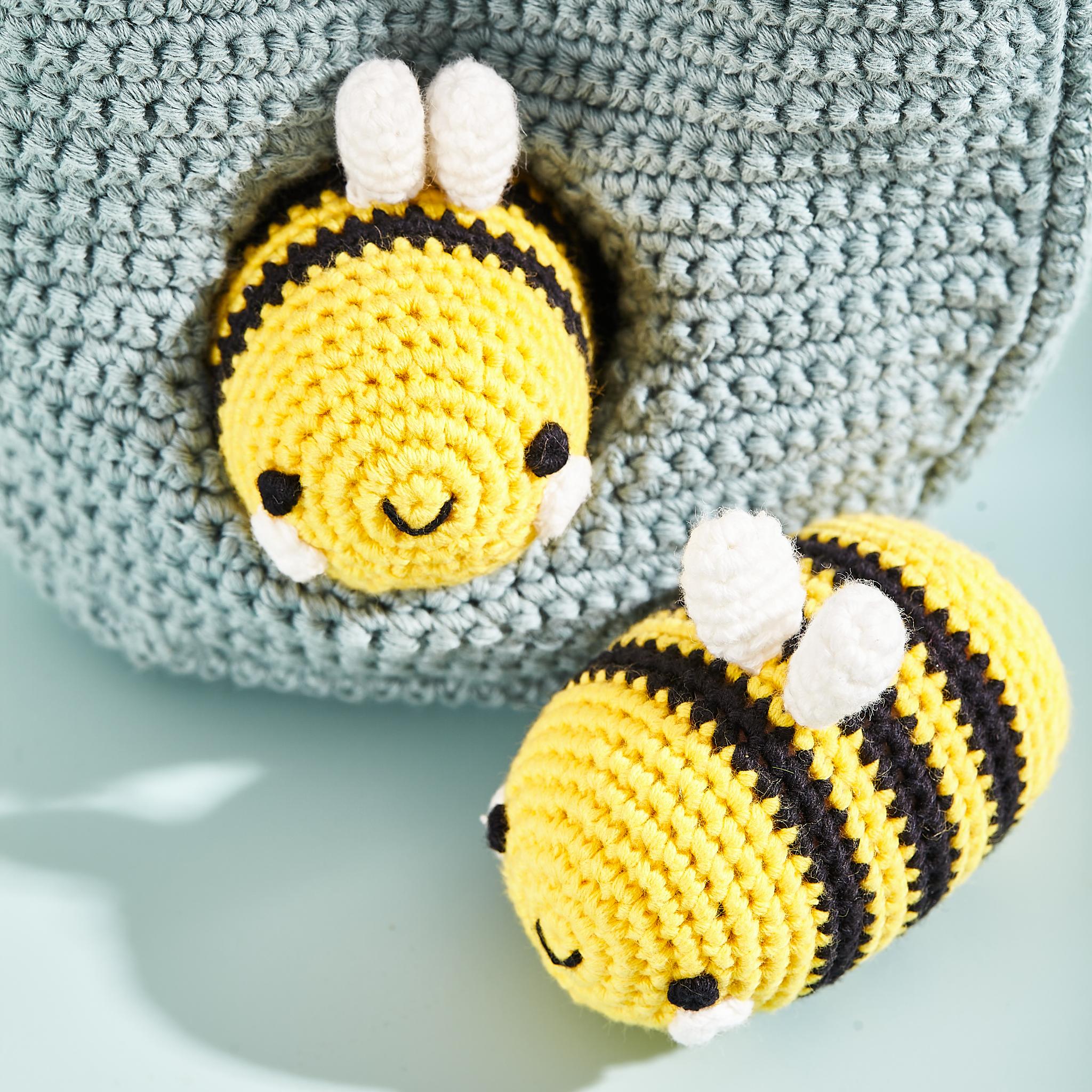 Crochet bees and beehive from organic cotton