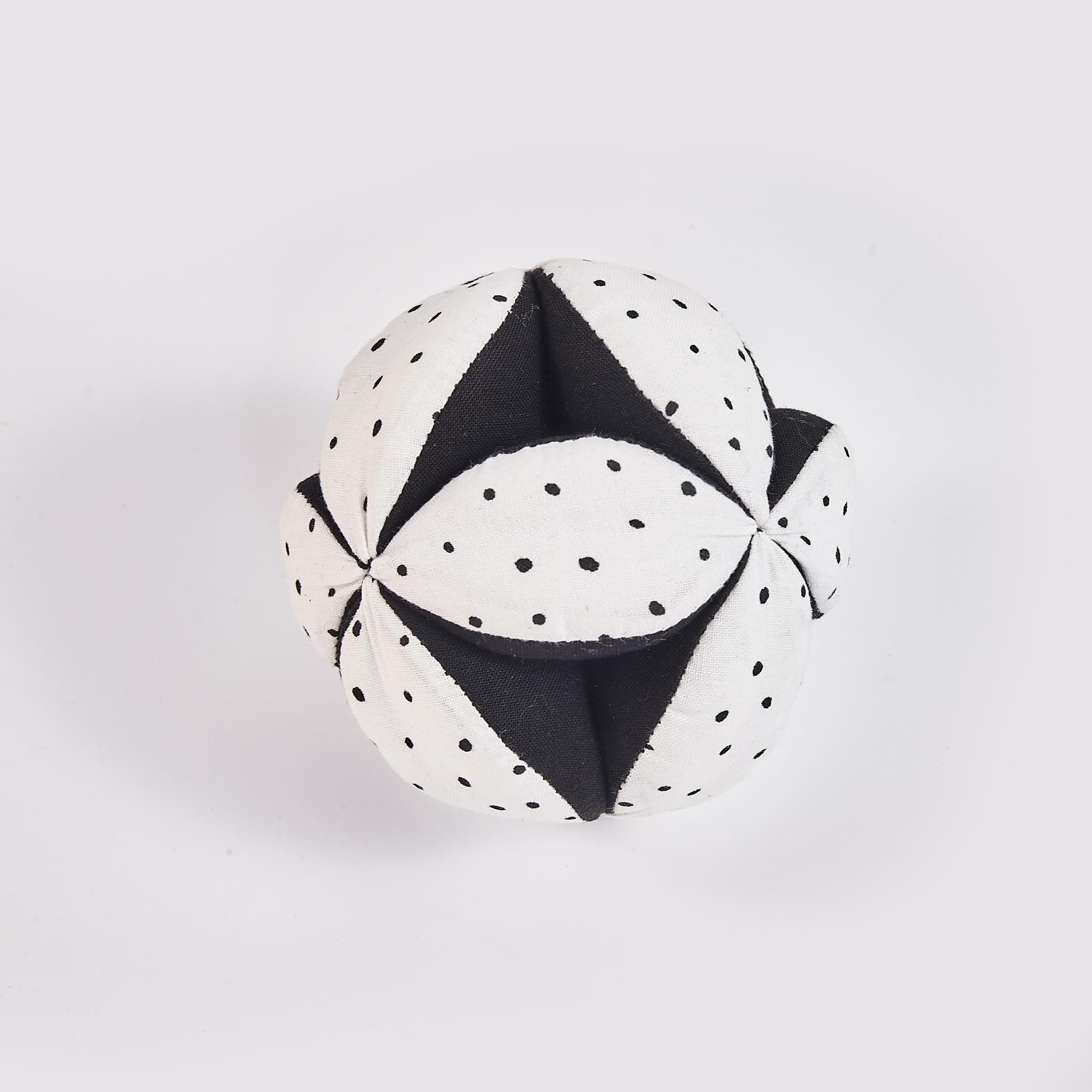 Montessori ball in black and white