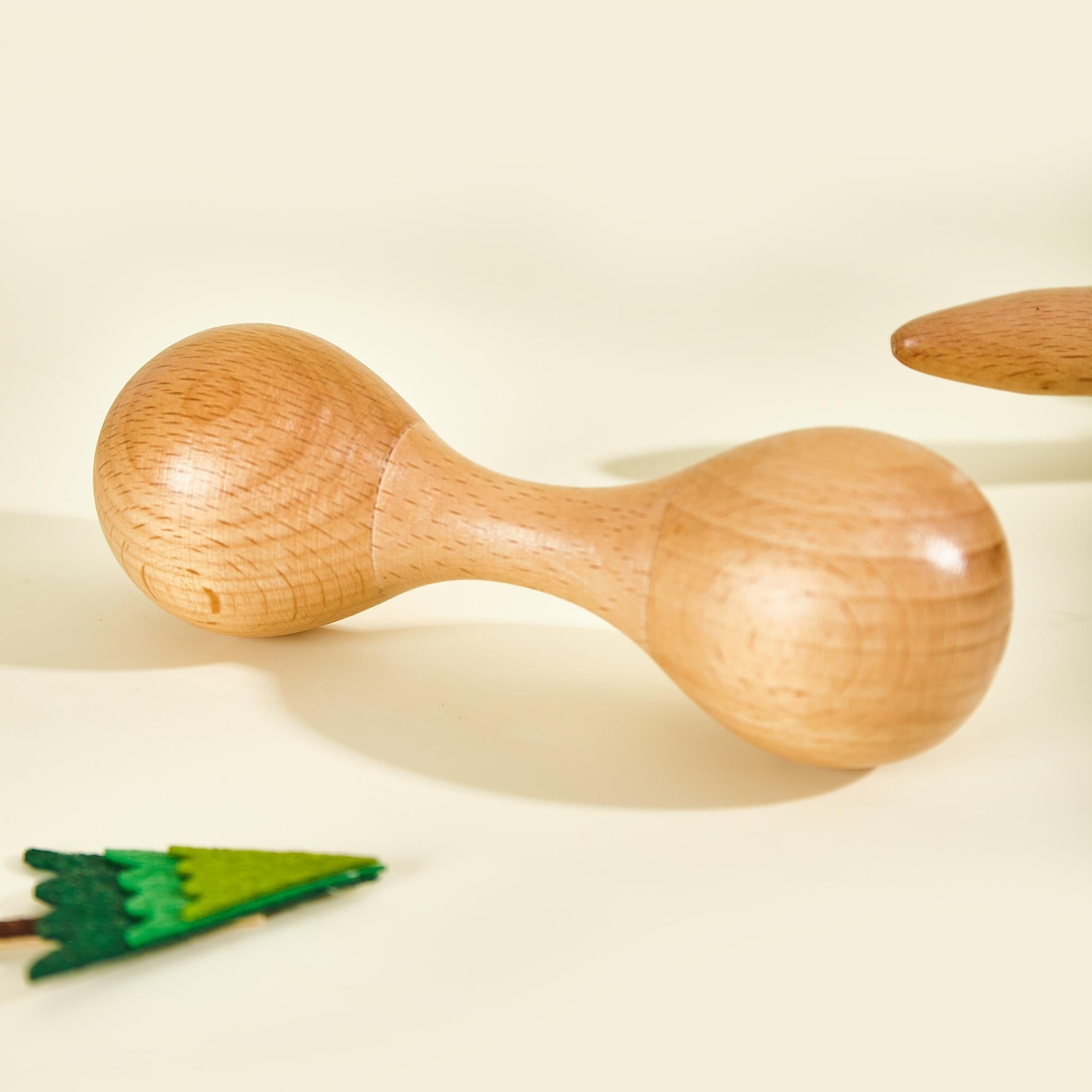 Maracas rattle