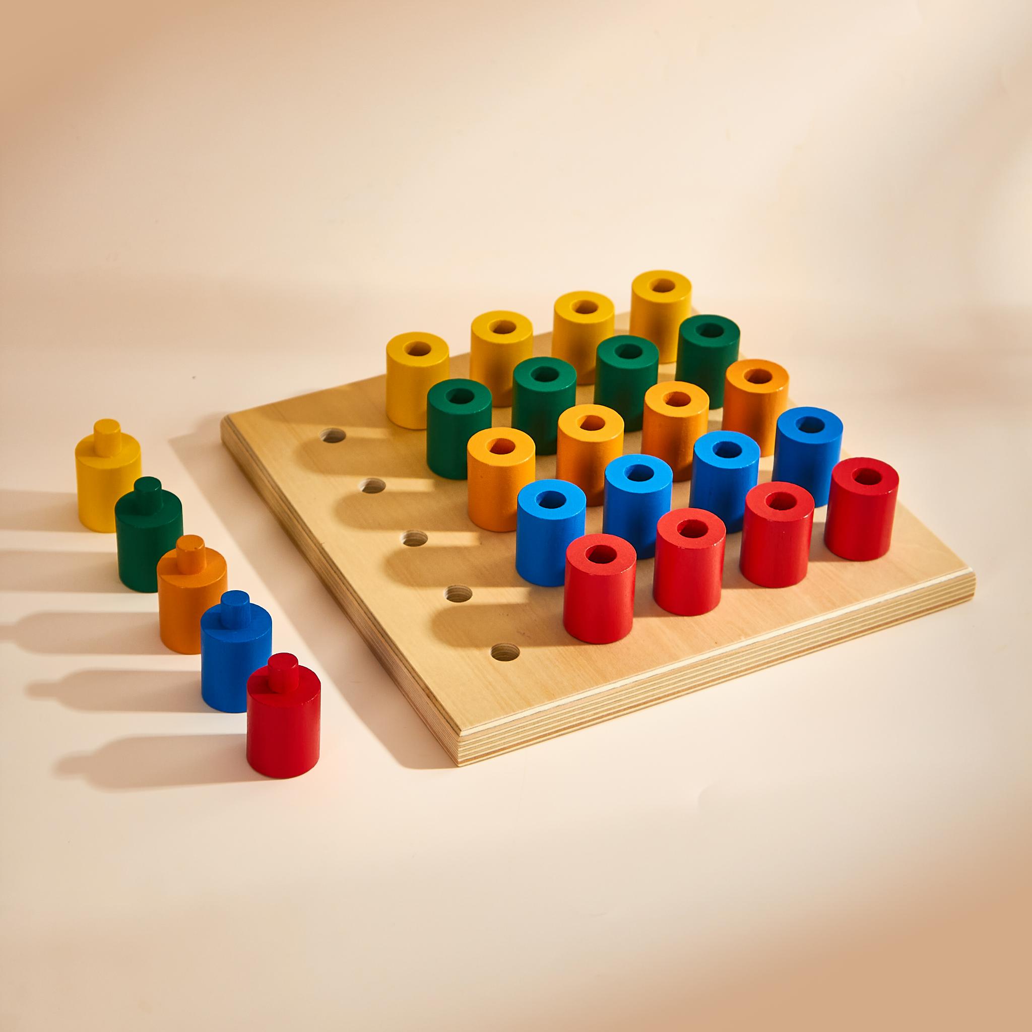 Montessori wooden ring game, multicolored