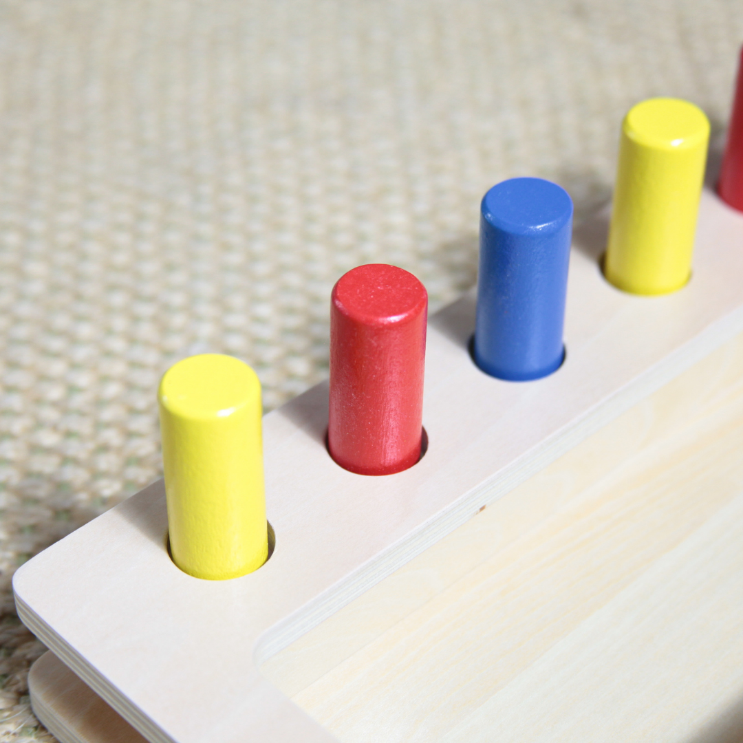 Montessori plug-in game set with six skittles