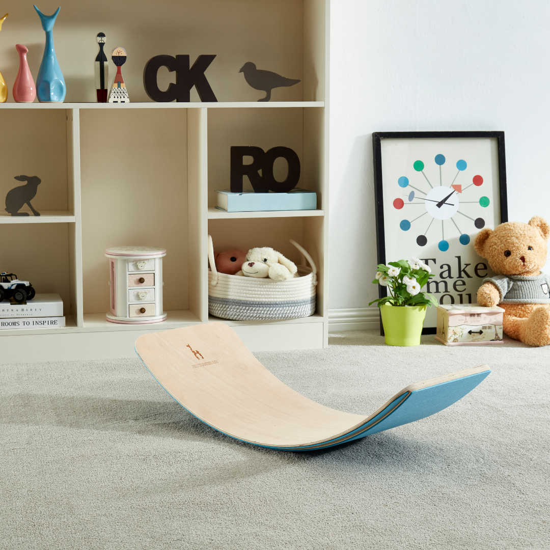 Balance board/wobble board "WIGGO+" with finger protection in 4 colors without varnish