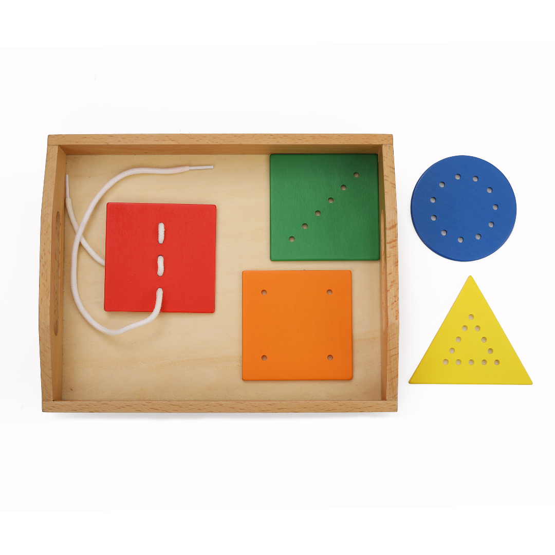 Montessori Fädelspiel 4 geometrischen Figuren